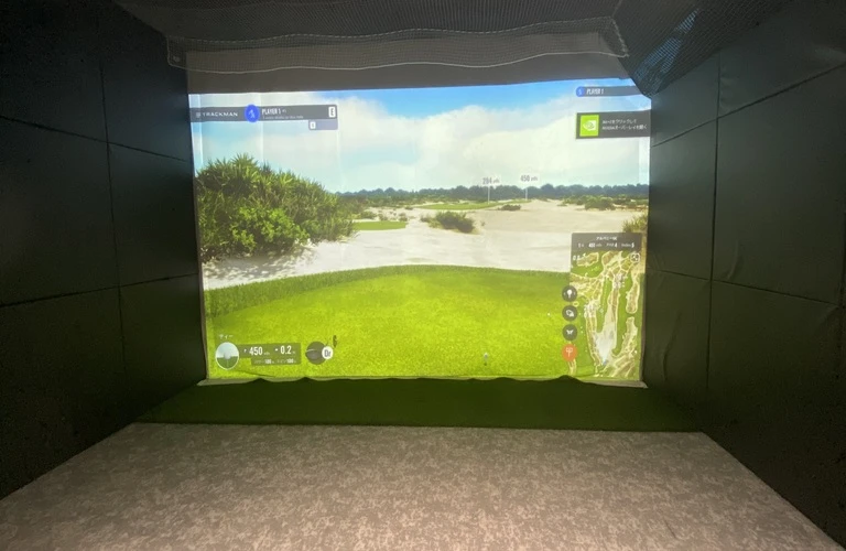 完全個室でのゴルフレッスンで、自分だけの時間を楽しもう！INDOOR GOLF OMPACT ZONE