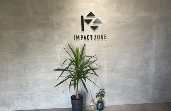 いつでも手軽に、ゴルフを楽しもう！INDOOR GOLF IMPACT ZONE