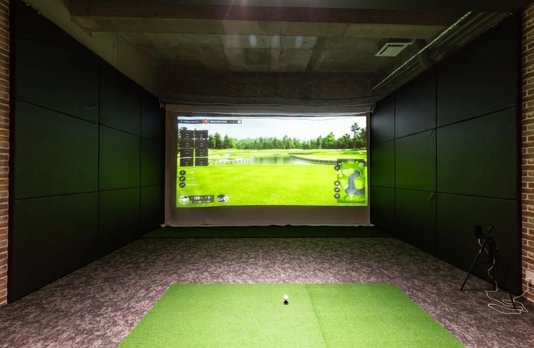 個室を用意 | 岡山県岡山市のゴルフレッスンならINDOOR GOLF IMPACT ZONE